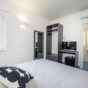 Camera standard con letto king size
